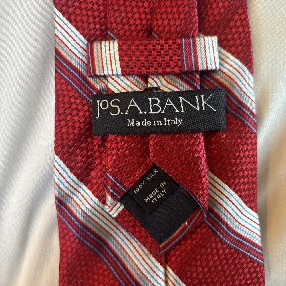 Jos. A. Bank 100% Silk Neck Tie Woven Red White Blue Stripe Made in Italy 60
